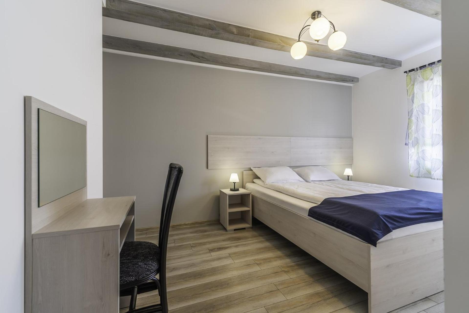 Frajda Domki - Apartamenty 6-Osobowe - Salon I Dwie Sypialnie Oraz Studia 4-Osobowe - Pokoj Z Aneksem Kuchennym 레왈 외부 사진